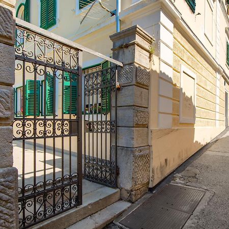 Apartment Salita Calvario Риека Экстерьер фото